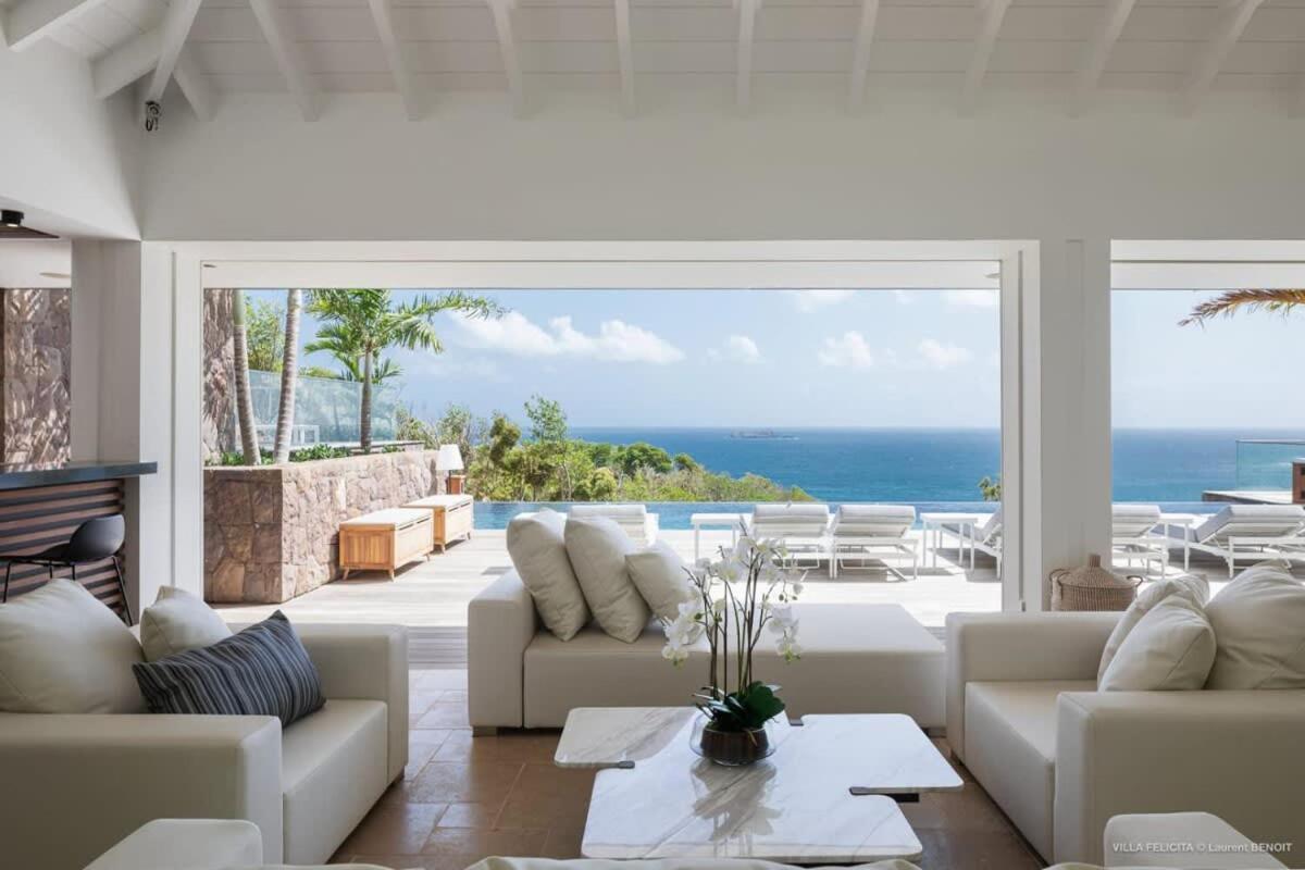 On A Hill Side Villa With Superb Amenities St. Barthelemy Eksteriør billede